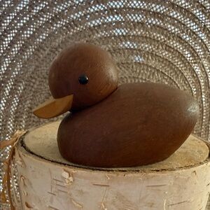 Skjode Vintage antique Hand-Carved Wooden Duck Figurine